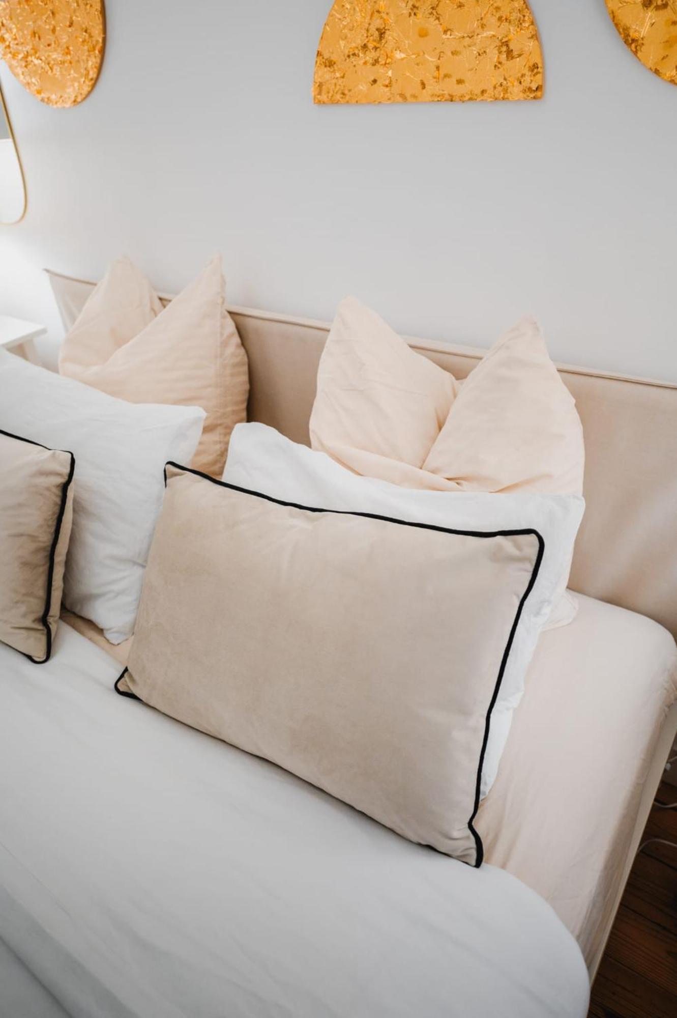 Roomchic - Les Ambassadeurs Apartment Vichy