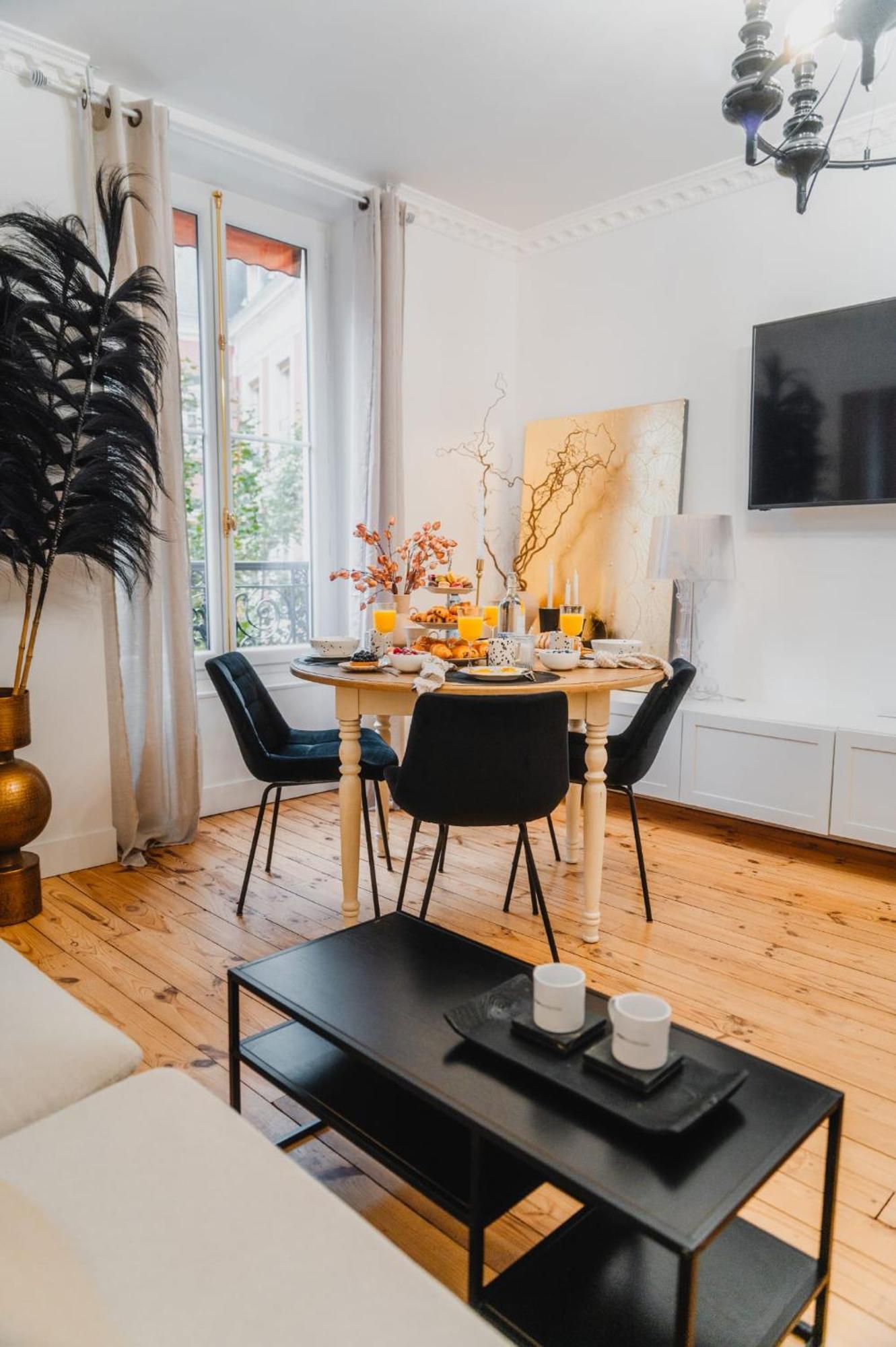 Roomchic - Les Ambassadeurs * Vichy