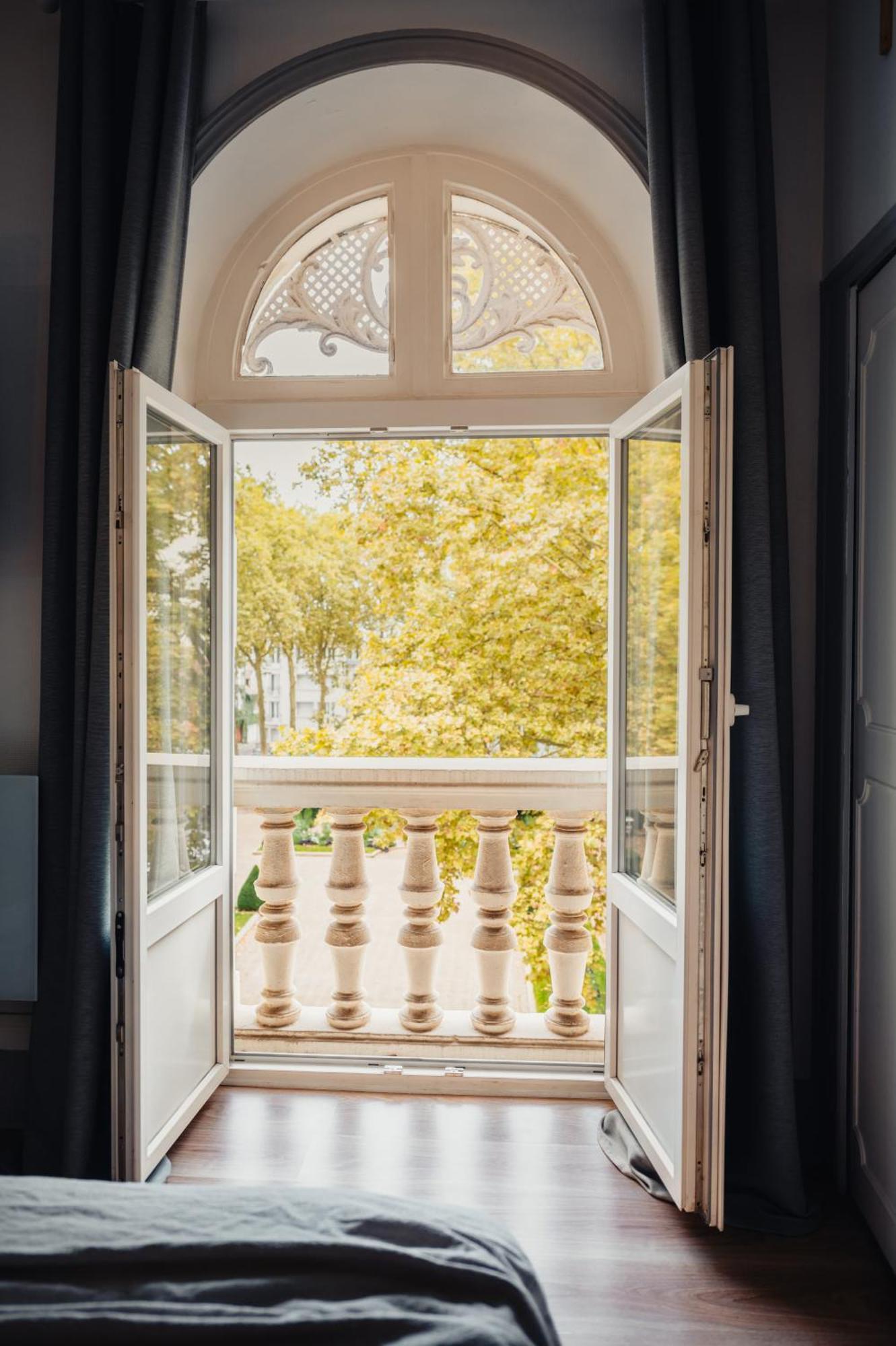 Roomchic - Les Ambassadeurs * Vichy