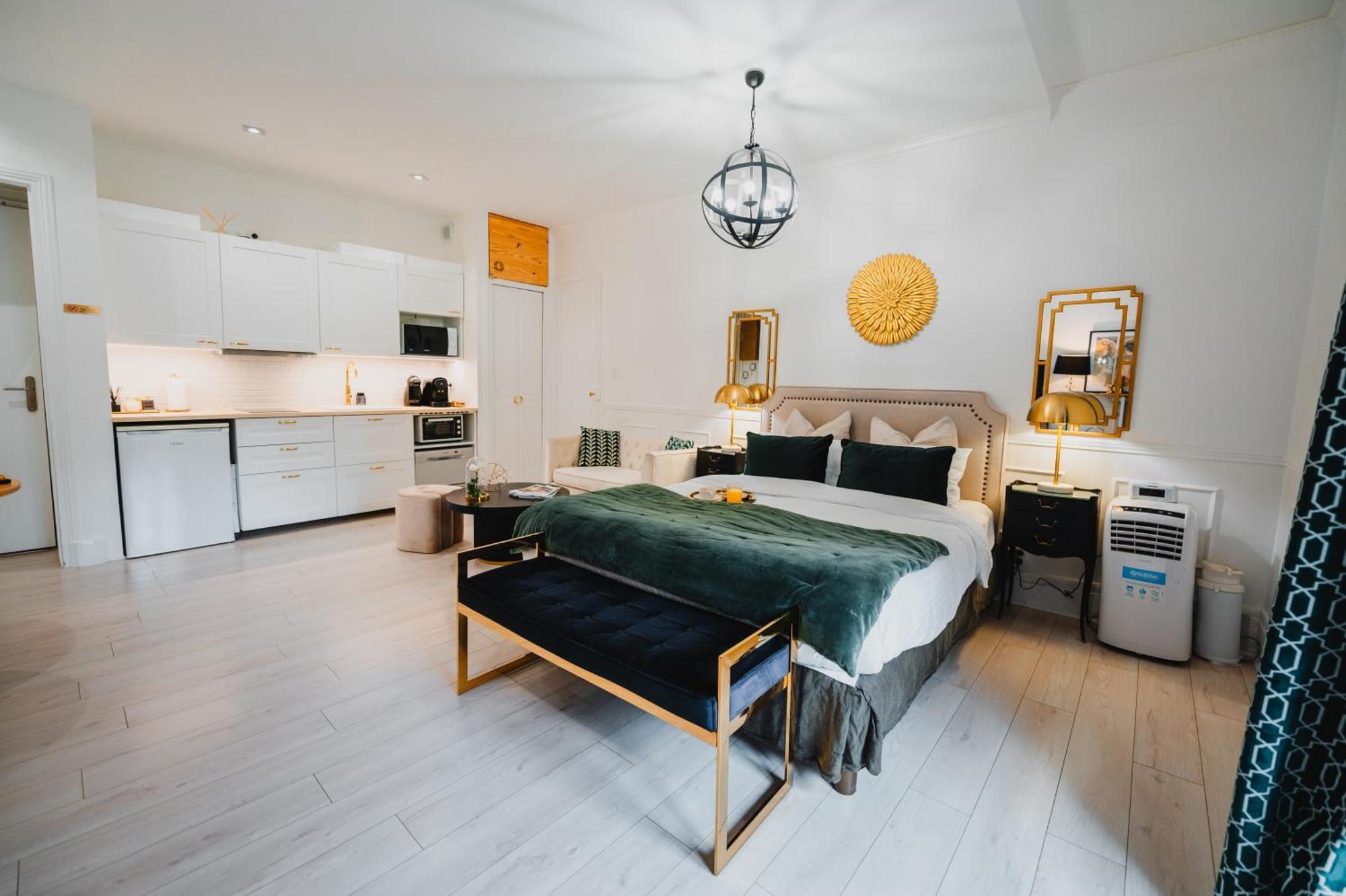 Apartment Roomchic - Les Ambassadeurs