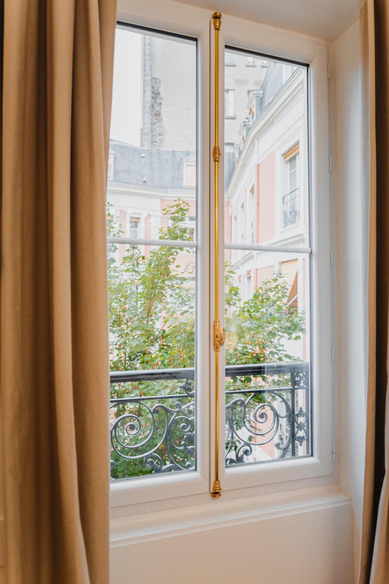 Roomchic - Les Ambassadeurs * Vichy